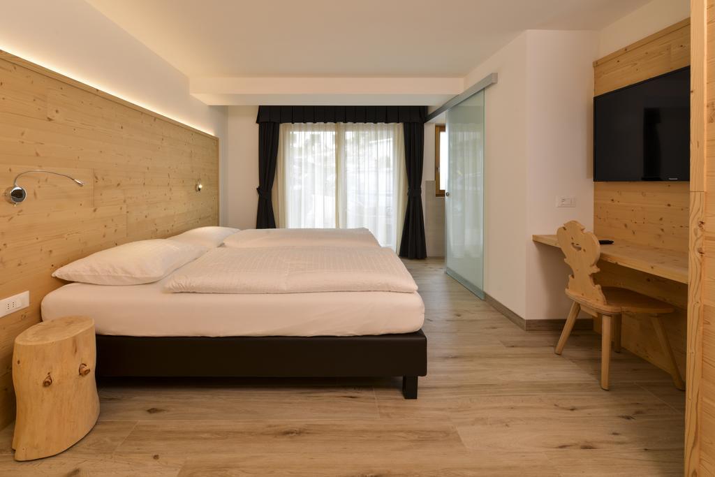 Hotel Silvana Σέλβα ντι Βαλ Γκαρντένα Εξωτερικό φωτογραφία